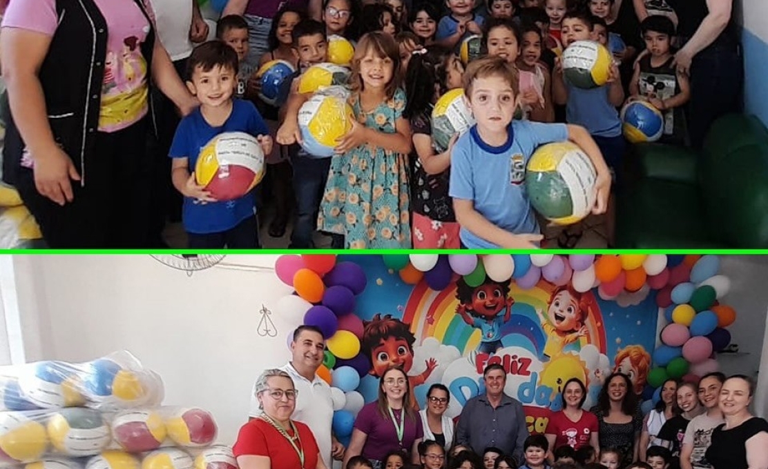PREFEITO E VICE CELEBRAM O DIA DAS CRIANÇAS COM ENTREGA DE PRESENTE
