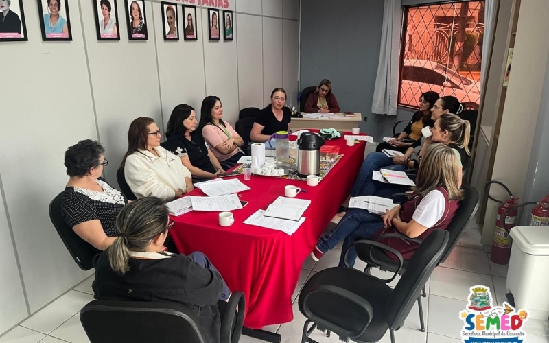 Educação segue no fortalecimento do diálogo com as equipes gestoras. 