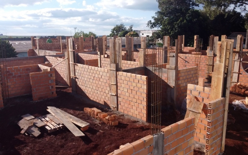 Obras em Santa Tereza do Oeste não param e o prefeito Elio Marciniak (Kabelo) anuncia mais investimentos para cidade. 