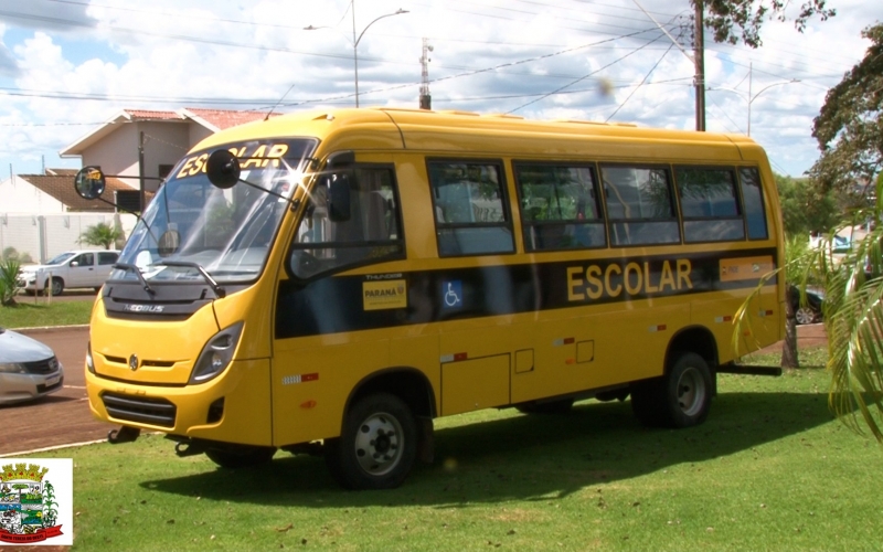 Prefeitura Municipal de Santa Tereza do Oeste através do Prefeito Elio Marciniak recebeu onibus escolar.